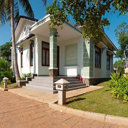 Sao Mai Phu My Resort Exterior photo