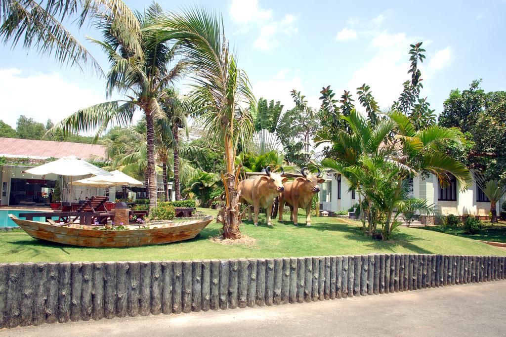 Sao Mai Phu My Resort Exterior photo